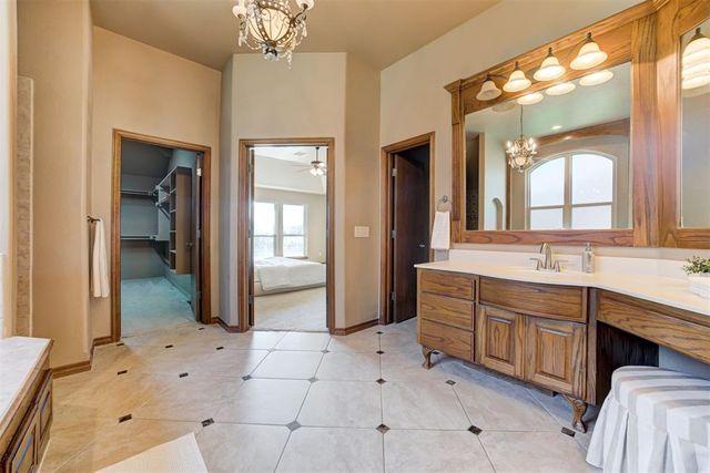 18808 Shilstone Way, Edmond, OK 73012