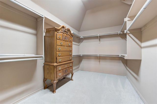 18808 Shilstone Way, Edmond, OK 73012
