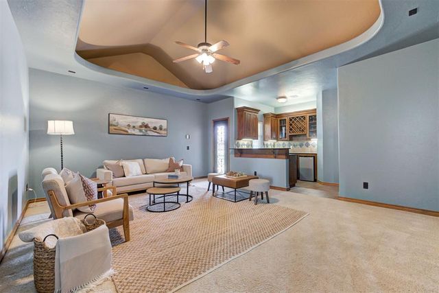 18808 Shilstone Way, Edmond, OK 73012