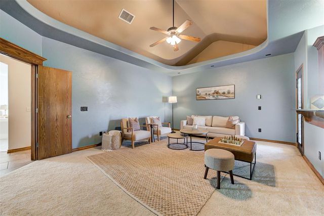 18808 Shilstone Way, Edmond, OK 73012