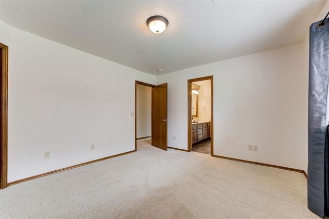18808 Shilstone Way, Edmond, OK 73012