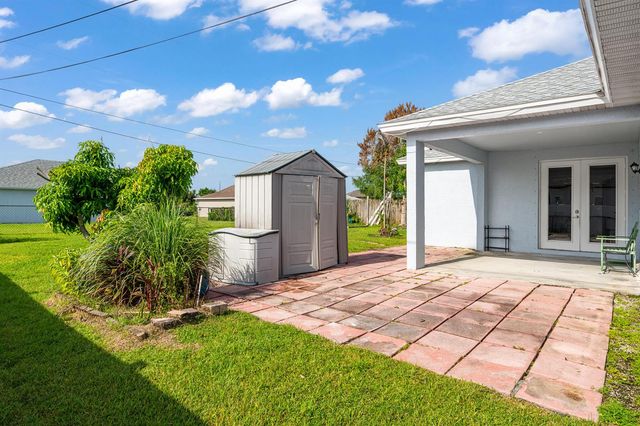2751 SW Palace Avenue, Port St. Lucie, FL 34987