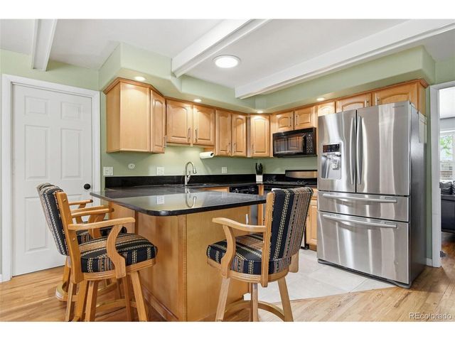 424 S Uvalda Cir, Aurora, CO 80012