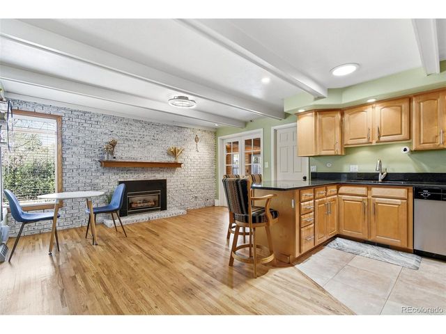 424 S Uvalda Cir, Aurora, CO 80012