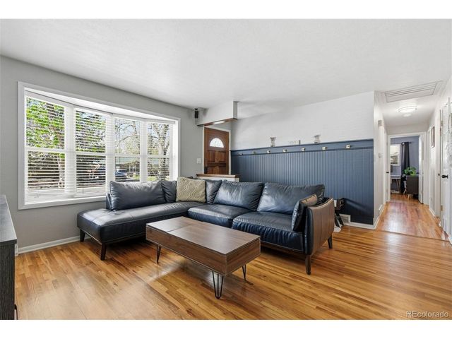 424 S Uvalda Cir, Aurora, CO 80012