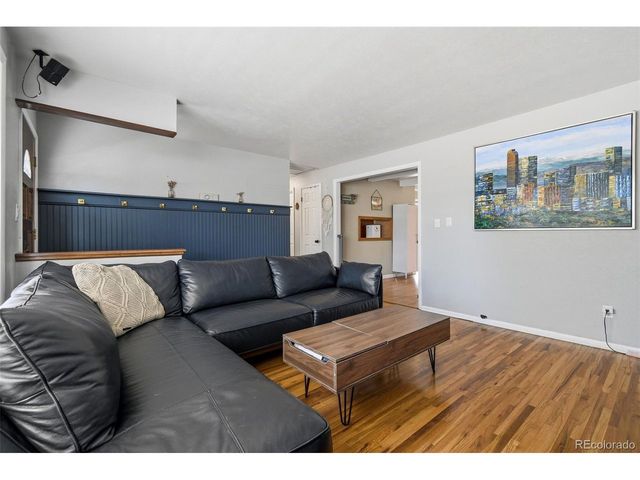 424 S Uvalda Cir, Aurora, CO 80012