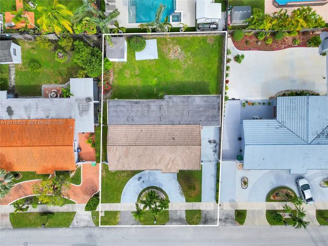 10731 SW 28th St 10731, Miami, FL 33165