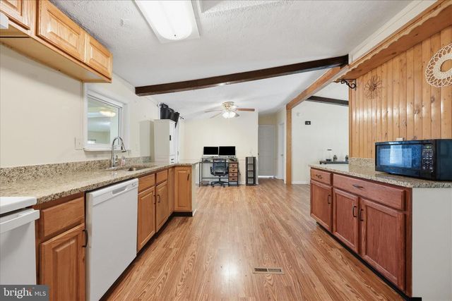 16256 MCGREGOR DR, Hagerstown, MD 21740