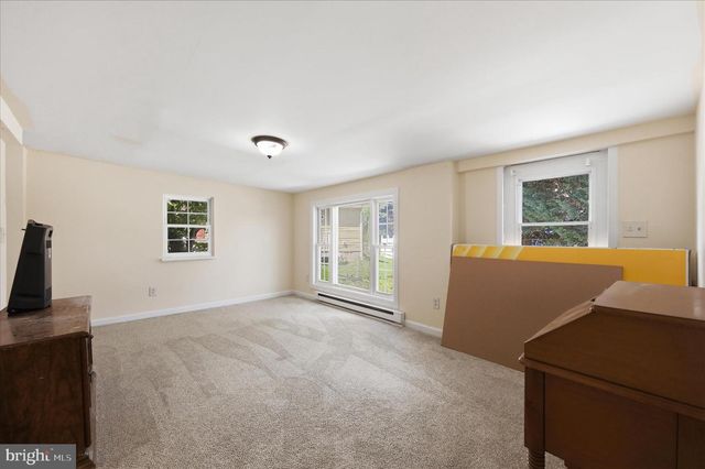16256 MCGREGOR DR, Hagerstown, MD 21740