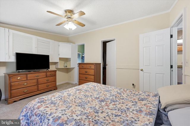 16256 MCGREGOR DR, Hagerstown, MD 21740