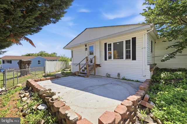 16256 MCGREGOR DR, Hagerstown, MD 21740