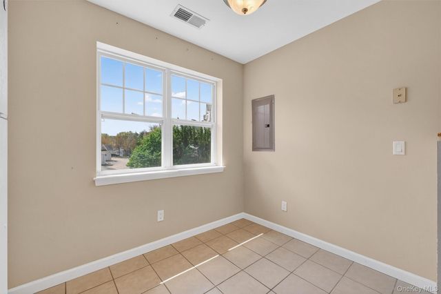 422 Highridge Court 422, Peekskill, NY 10566