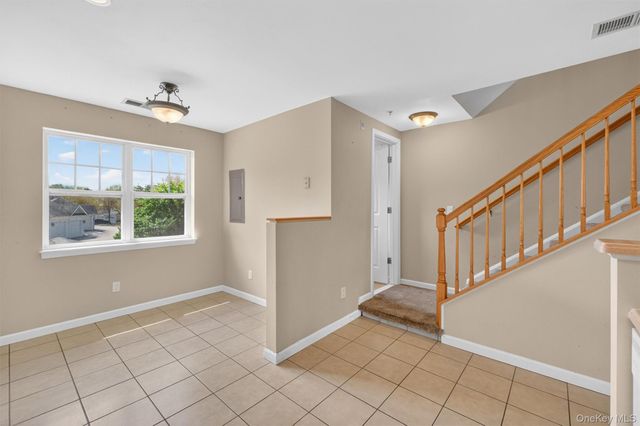 422 Highridge Court 422, Peekskill, NY 10566