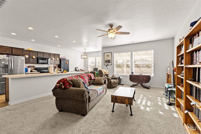 11917 W Teratai, Star, ID 83669