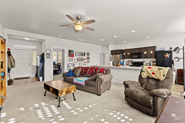 11917 W Teratai, Star, ID 83669