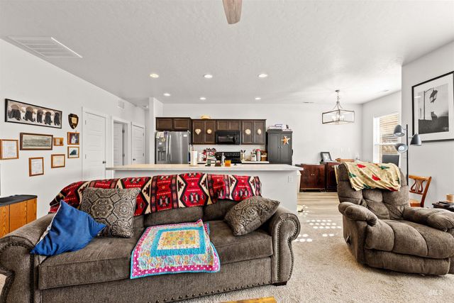 11917 W Teratai, Star, ID 83669