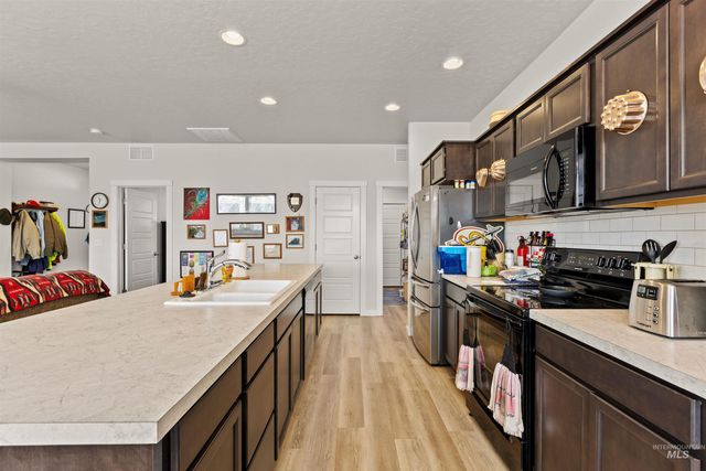 11917 W Teratai, Star, ID 83669