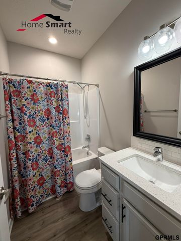 6008 Las Verdes Lane, Lincoln, NE 68523