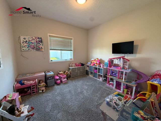6008 Las Verdes Lane, Lincoln, NE 68523