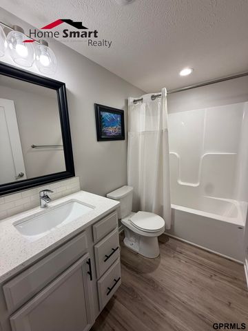6008 Las Verdes Lane, Lincoln, NE 68523