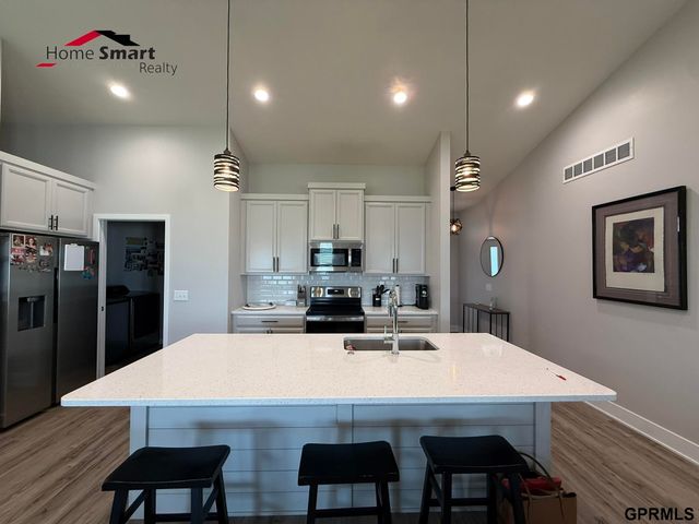 6008 Las Verdes Lane, Lincoln, NE 68523