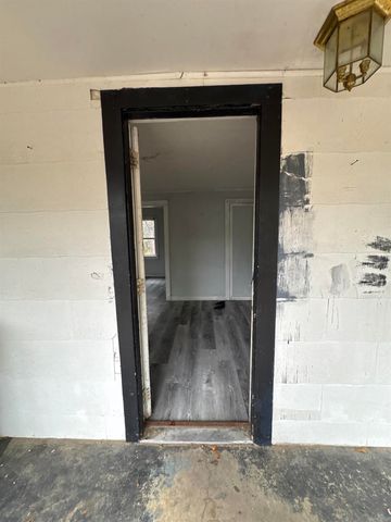 1028 Lincoln St Street, Malvern, AR 72104