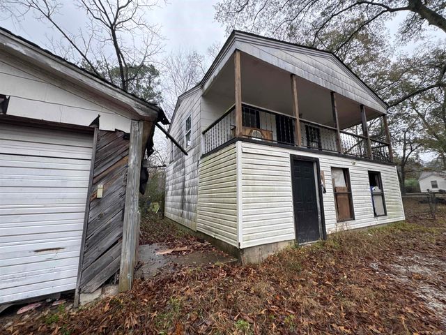 1028 Lincoln St Street, Malvern, AR 72104