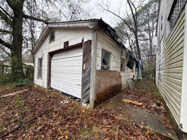 1028 Lincoln St Street, Malvern, AR 72104