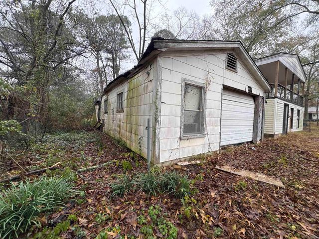 1028 Lincoln St Street, Malvern, AR 72104