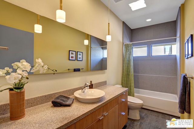 1536 E Baristo Road, Palm Springs, CA 92262