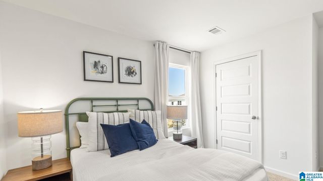 3874 HERITAGE CREST DRIVE, Bessemer, AL 35023