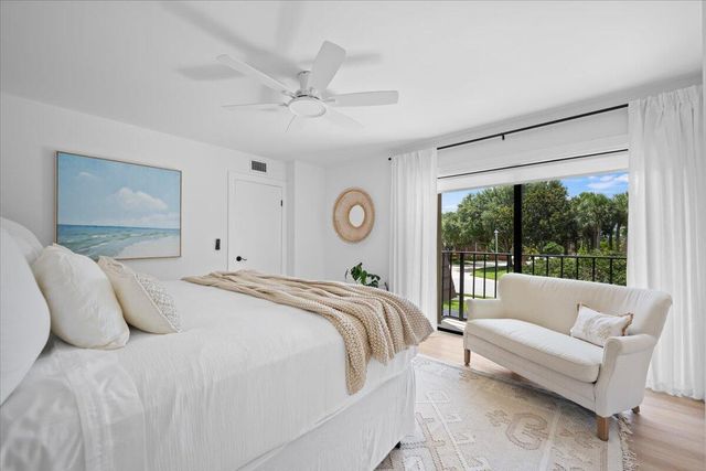 2029 20th Court, Jupiter, FL 33477