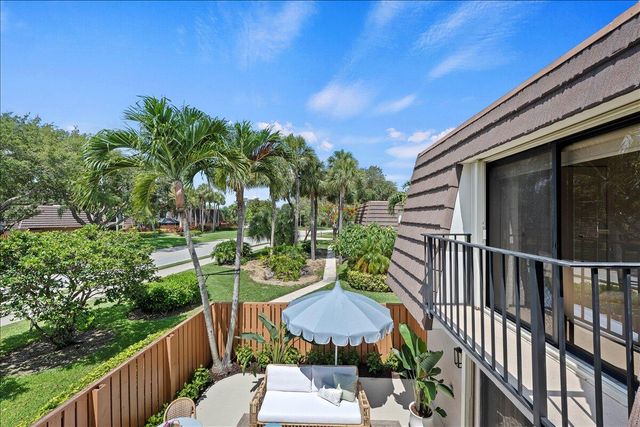 2029 20th Court, Jupiter, FL 33477