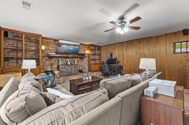 1333 Julian Clark Road, Charleston, SC 29412