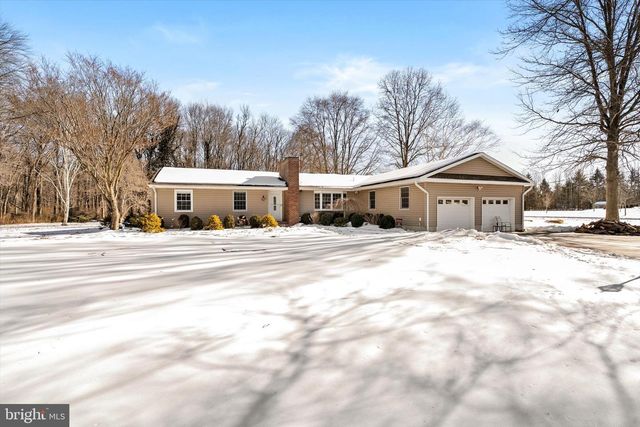 327 GORDON ROAD, Robbinsville, NJ 08691