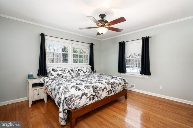 327 GORDON ROAD, Robbinsville, NJ 08691