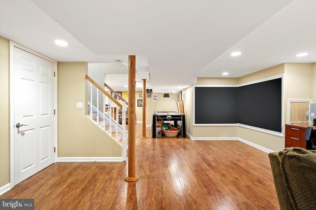 327 GORDON ROAD, Robbinsville, NJ 08691