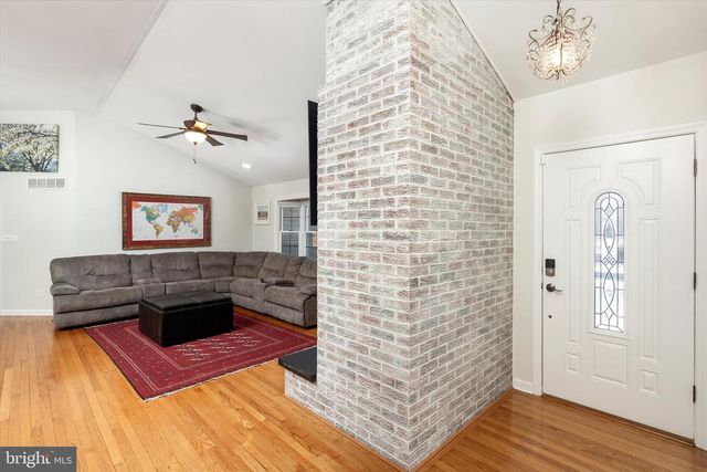 327 GORDON ROAD, Robbinsville, NJ 08691