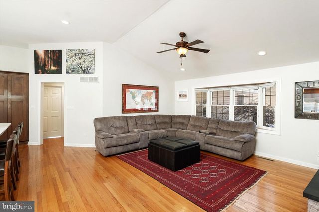 327 GORDON ROAD, Robbinsville, NJ 08691