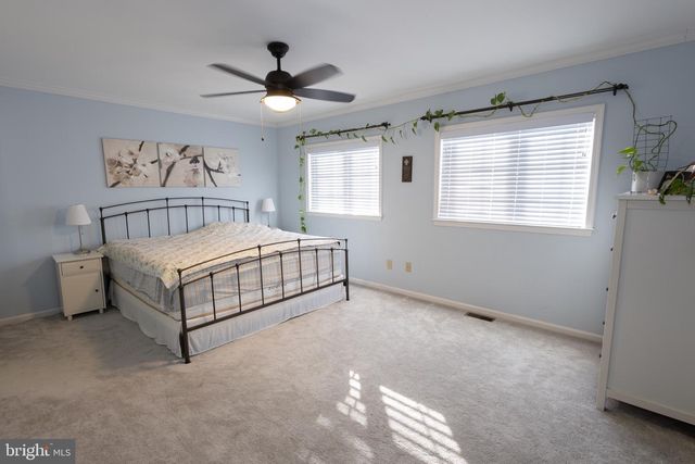 616 YARDLEY LN, Downingtown, PA 19335