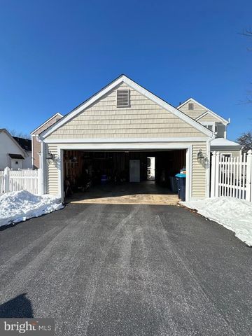 616 YARDLEY LN, Downingtown, PA 19335