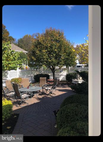 616 YARDLEY LN, Downingtown, PA 19335