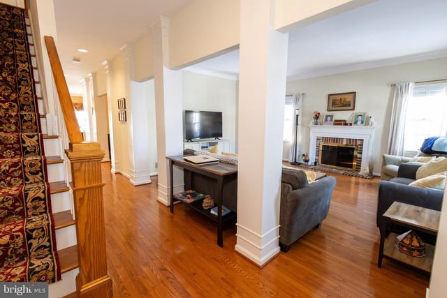 616 YARDLEY LN, Downingtown, PA 19335