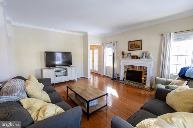 616 YARDLEY LN, Downingtown, PA 19335