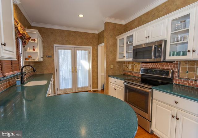 616 YARDLEY LN, Downingtown, PA 19335