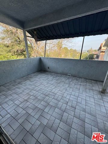 4735 Nob Hill Drive, Los Angeles, CA 90065