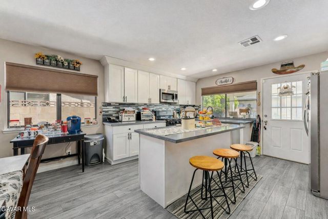 44804 Lorimer Avenue, Lancaster, CA 93534