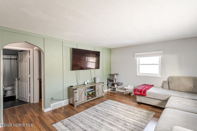 5857 Pickard Drive, Toledo, OH 43613