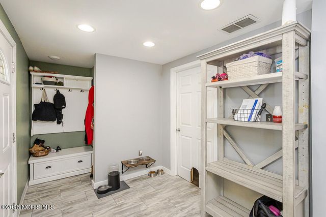 5857 Pickard Drive, Toledo, OH 43613