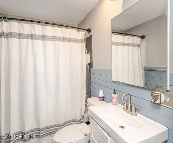 5857 Pickard Drive, Toledo, OH 43613